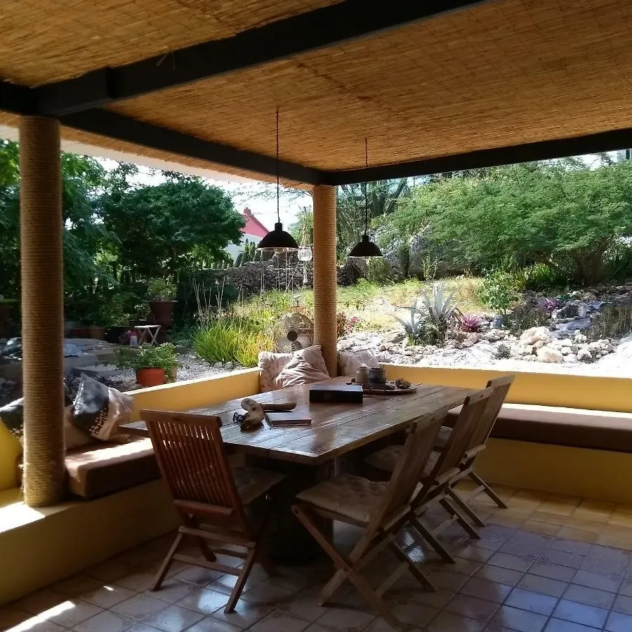 Art Bnb - Art, Nature, Adventure, Away From Tourism, Among Locals, Many Extras Savaneta